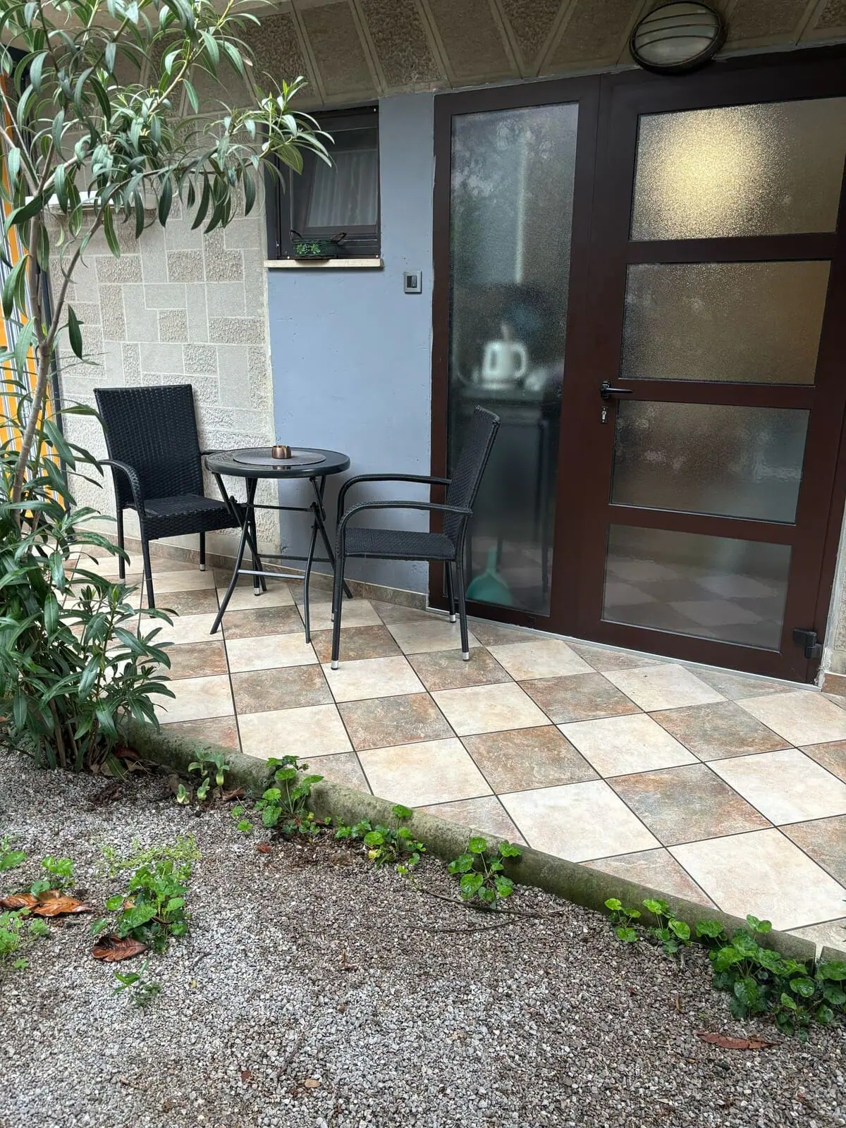 Private terrace seating